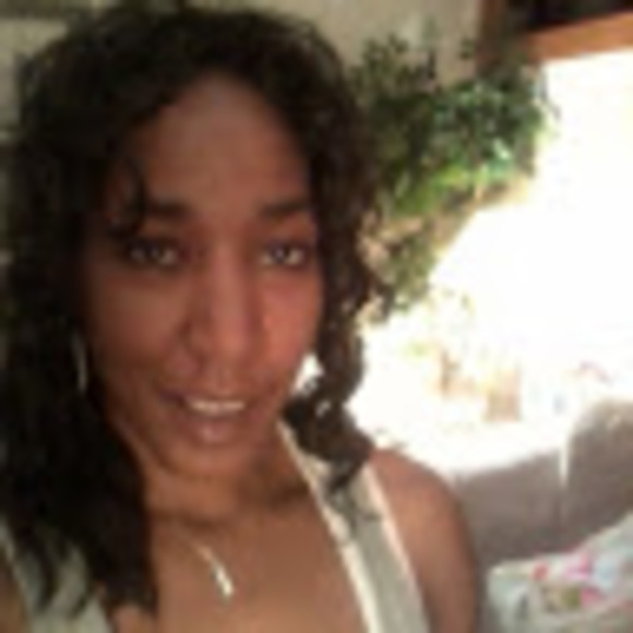 Meet your Posher, Alicia - Picture 1 of 1